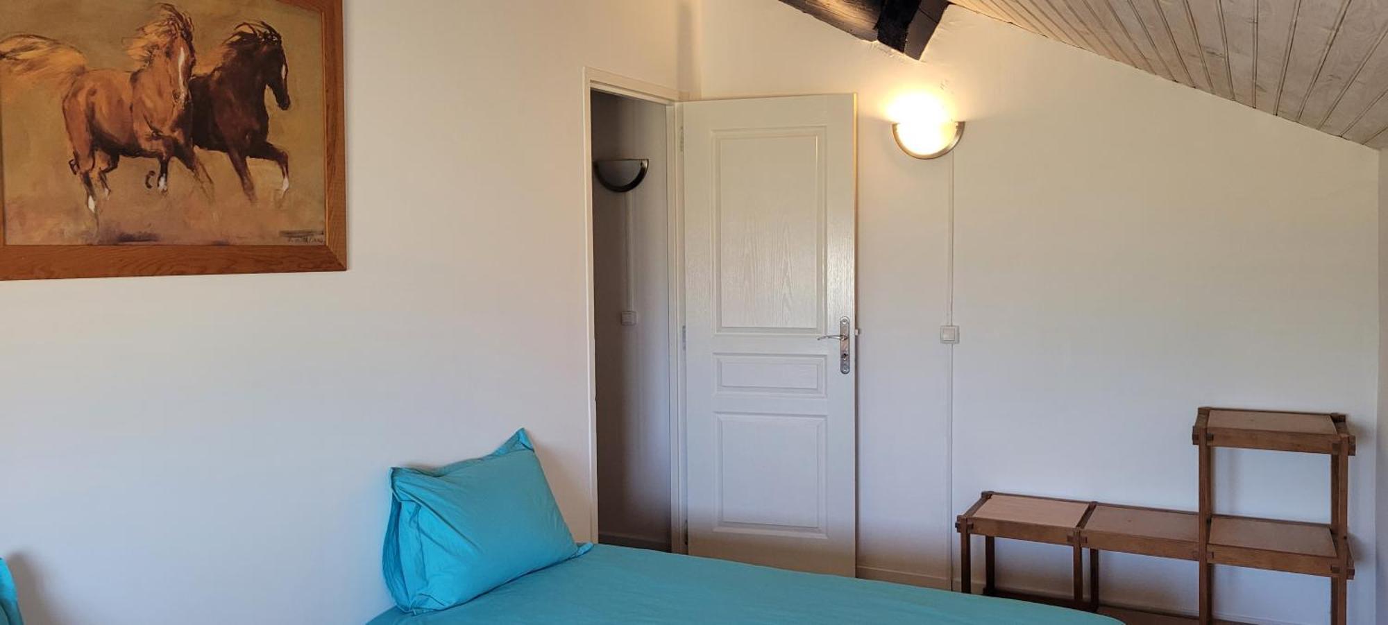 Petite Maison Refaite A Neuf Dans Mas Du 19Eme Siecle Arlés Habitación foto